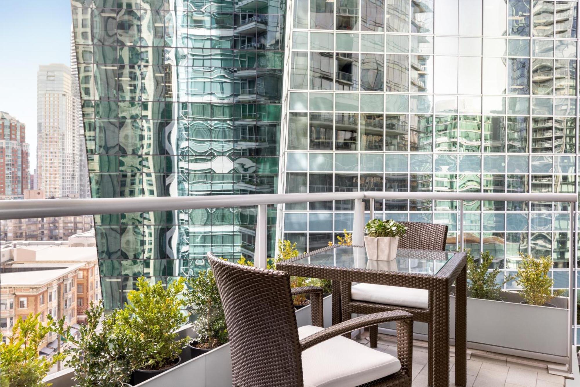 Shangri-La Vancouver Exterior foto